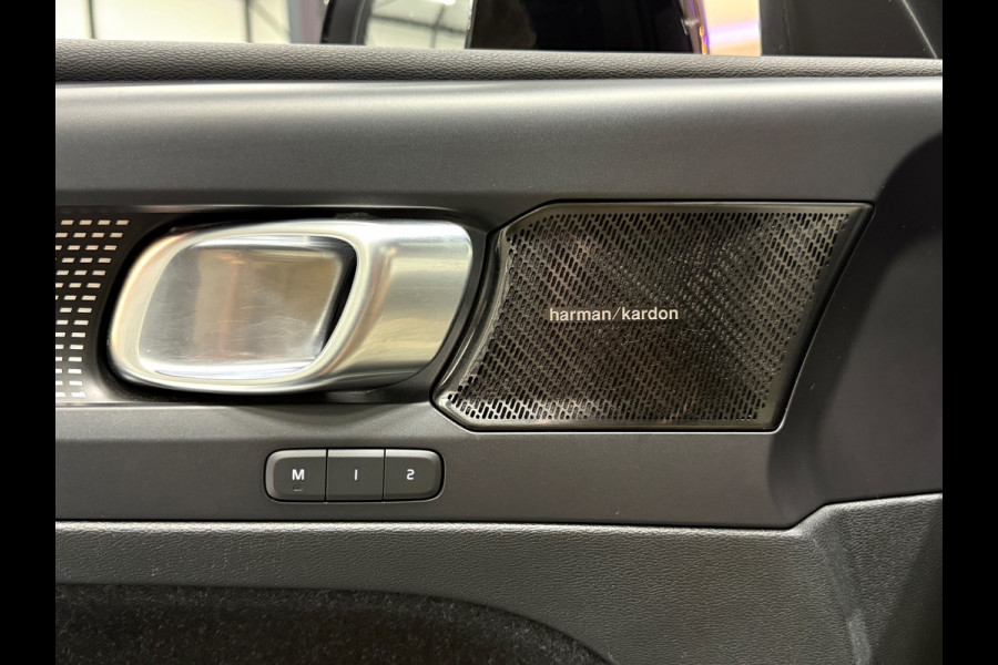 Volvo XC40 T5 Recharge R-Design Pano Camera Led Acc Hud Pdc Harman/Kardon Keyless Stoelverw & Stuur