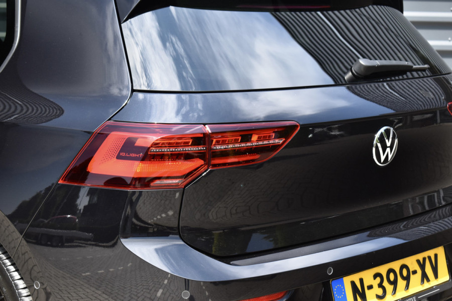 Volkswagen Golf 1.5 eTSI R-Line | Pano | Harman/Kardon | Matrix LED | ACC | Sfeerverlichting | Stuur + Stuurverwarming | Camera |