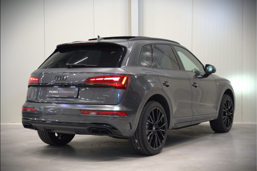 Audi Q5 50 TFSI e S edition S-Line | Panoramadak | Adaptive Cruise Control | Stoelverwarming | Ambiance Verlichting | Camera | Navigatie | Apple Carplay | Keyless | Trekhaak | SOH 92%