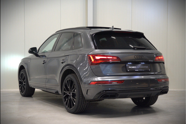 Audi Q5 50 TFSI e S edition S-Line | Panoramadak | Adaptive Cruise Control | Stoelverwarming | Ambiance Verlichting | Camera | Navigatie | Apple Carplay | Keyless | Trekhaak | SOH 92%