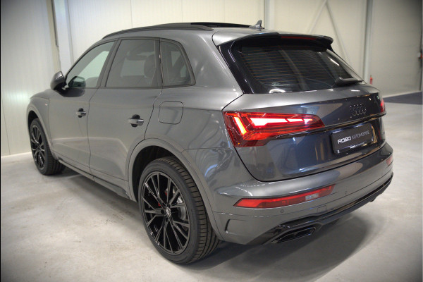 Audi Q5 50 TFSI e S edition S-Line | Panoramadak | Adaptive Cruise Control | Stoelverwarming | Ambiance Verlichting | Camera | Navigatie | Apple Carplay | Keyless | Trekhaak | SOH 92%