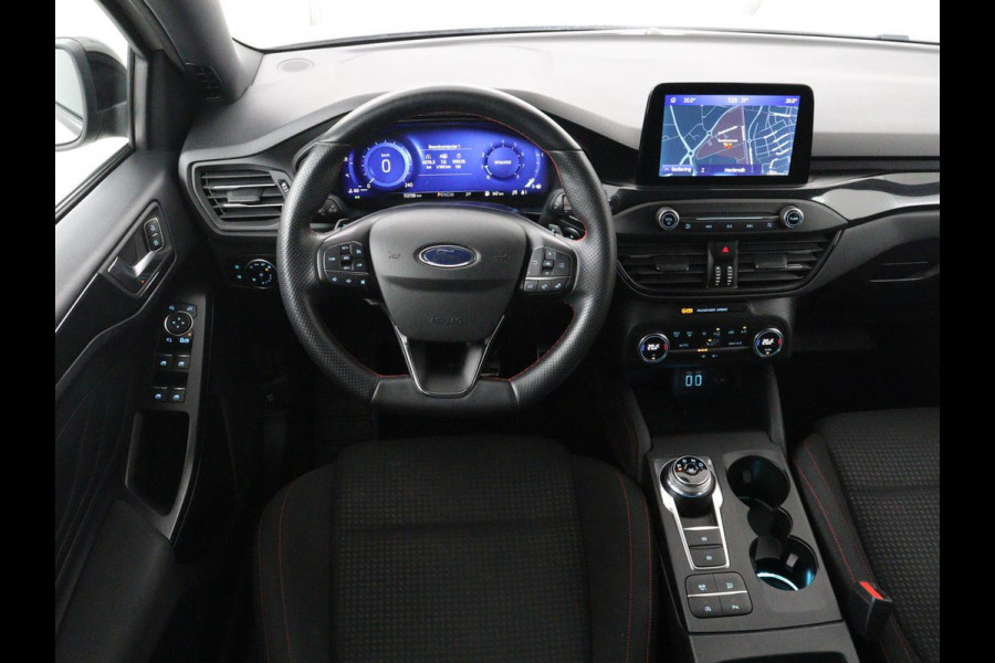 Ford Focus 1.5 EcoBoost ST Line X Business | Virtual | Cruise | Virtual | Cruise control | Lane assist | Camera | DAB | Climate control | Elektrische kofferklep | Navigatie | Bluetooth | Carplay