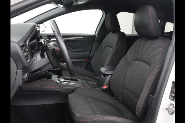 Ford Focus 1.5 EcoBoost ST Line X Business | Virtual | Cruise | Virtual | Cruise control | Lane assist | Camera | DAB | Climate control | Elektrische kofferklep | Navigatie | Bluetooth | Carplay