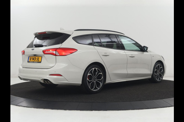Ford Focus 1.5 EcoBoost ST Line X Business | Virtual | Cruise | Virtual | Cruise control | Lane assist | Camera | DAB | Climate control | Elektrische kofferklep | Navigatie | Bluetooth | Carplay