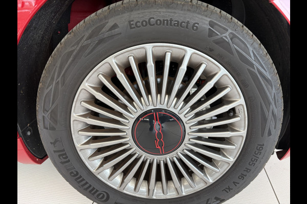 Fiat 500 RED 24 kWh Achteruitrijcamera - Apple carplay - Navigatie - Parkeersensor achter - Draadloze telefoonoplader - Airco - Bluetooth - Cruise control - Keyless start - Radio - Stuur multifunctioneel - Elektrische ramen - Led verlichting - Licht metalen velgen 16 inch