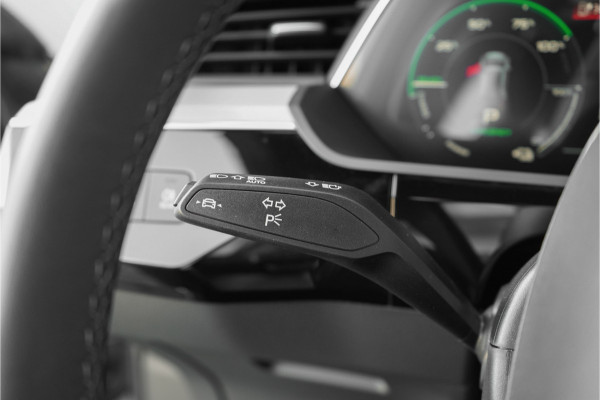Audi Q8 e-tron 55 Quattro Advanced 115 kWh Pano ACC B&O SOH 92% 21"
