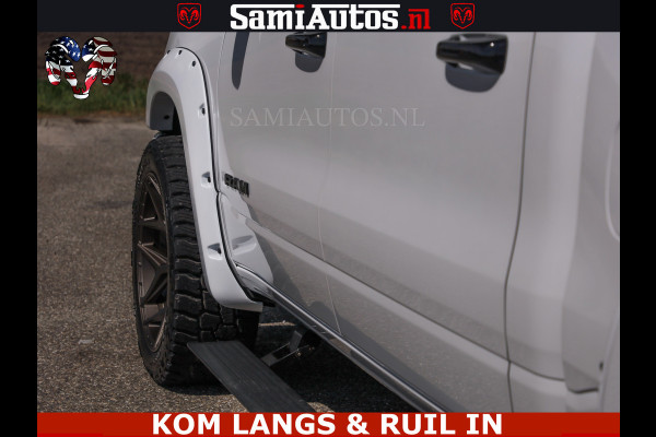 Dodge Ram LIMITED H.O 540PK 706Nm | Massage + Full Option | De Meest Luxe en Volle Pick-Up in zijn Klasse | Comfortabele Dubbele Cabine met Royale 5 Zitplaatsen | BPM vrij | Nu Leverbaar uit Voorraad | Voorraad Nr 2336 - 7700 | De specialist in Amerikaanse pick‑ups in Nederland en Europa.