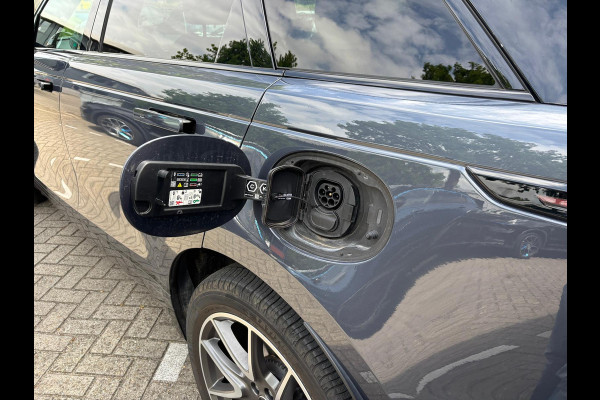 Land Rover Range Rover Velar 2.0 P400e R-Dynamic Panoramadak Camera Navigatie 21 incl LMV LED koplampen MERIDIAN AUDIO MEMORY ADAPTIVE CRUISE CONTROL