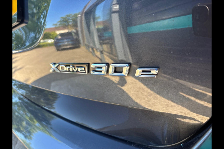 BMW X3 xDrive30e High Executive Panoramadak Harman Kardon 20 inch LMV Head-up display