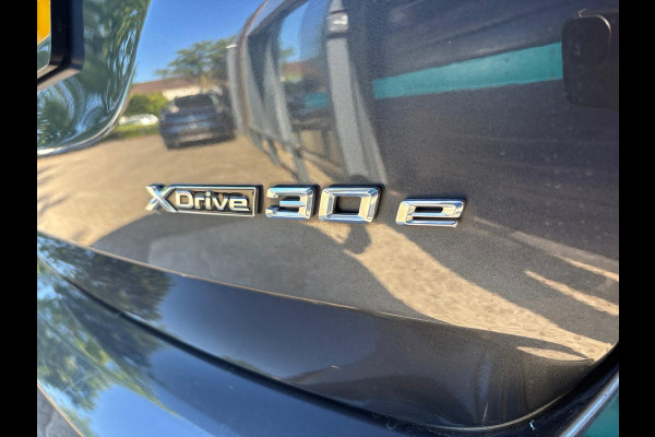 BMW X3 xDrive30e High Executive Panoramadak Harman Kardon 20 inch LMV Head-up display