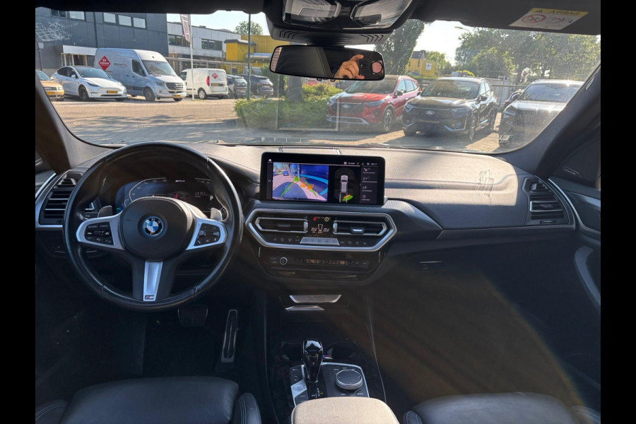 BMW X3 xDrive30e High Executive Panoramadak Harman Kardon 20 inch LMV Head-up display