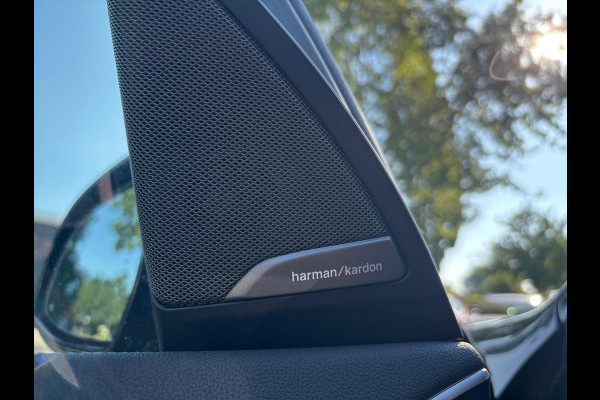 BMW X3 xDrive30e High Executive Panoramadak Harman Kardon 20 inch LMV Head-up display