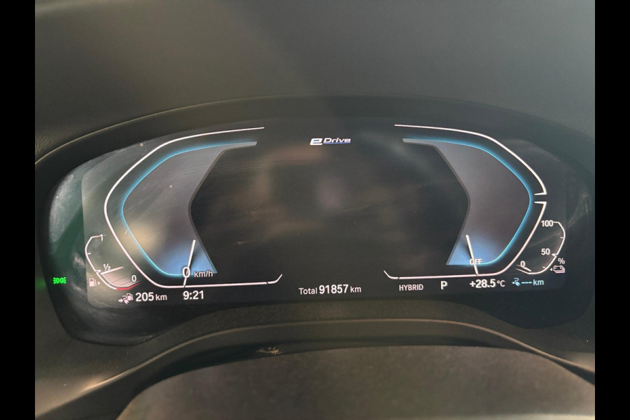 BMW X3 xDrive30e High Executive Panoramadak Harman Kardon 20 inch LMV Head-up display