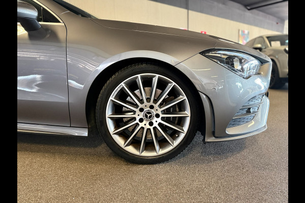 Mercedes-Benz CLA-Klasse 220 AMG STYLING-CAMERA-TREKHAAK-SFEERVERLICHTING-MULTISPAAKS-BTW