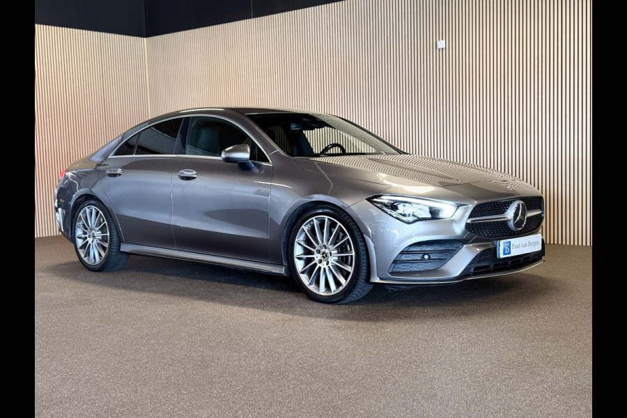 Mercedes-Benz CLA-Klasse 220 AMG STYLING-CAMERA-TREKHAAK-SFEERVERLICHTING-MULTISPAAKS-BTW