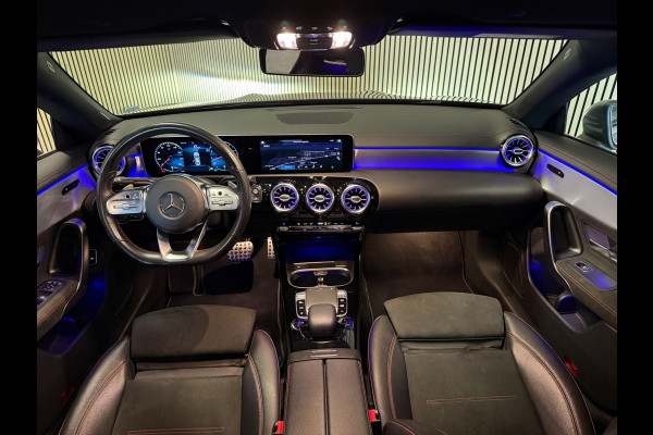 Mercedes-Benz CLA-Klasse 220 AMG STYLING-CAMERA-TREKHAAK-SFEERVERLICHTING-MULTISPAAKS-BTW