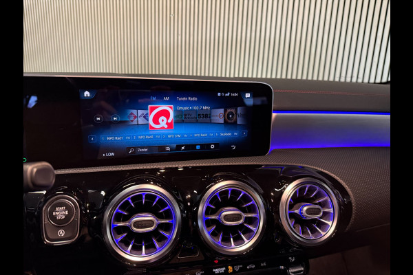 Mercedes-Benz CLA-Klasse 220 AMG STYLING-CAMERA-TREKHAAK-SFEERVERLICHTING-MULTISPAAKS-BTW