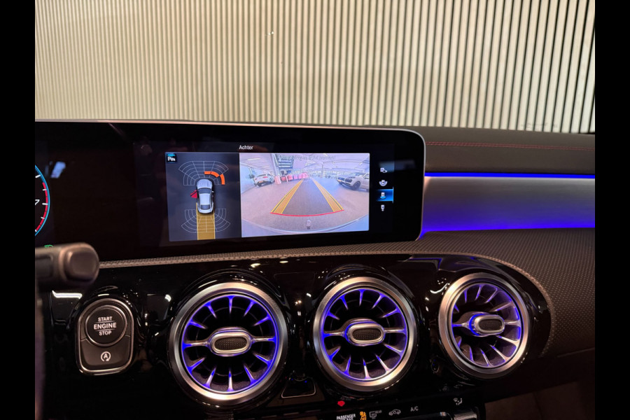Mercedes-Benz CLA-Klasse 220 AMG STYLING-CAMERA-TREKHAAK-SFEERVERLICHTING-MULTISPAAKS-BTW