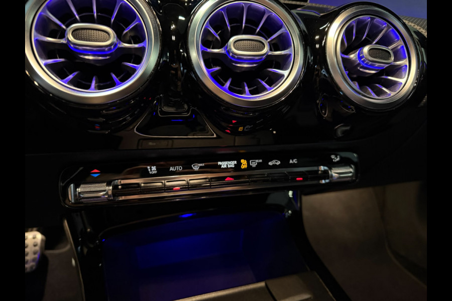 Mercedes-Benz CLA-Klasse 220 AMG STYLING-CAMERA-TREKHAAK-SFEERVERLICHTING-MULTISPAAKS-BTW