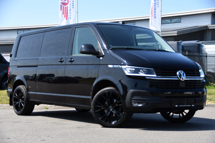 Volkswagen Transporter 2.0 TDI L2H1 30 Bulli Virtual, Adaptieve Cruise, Carplay, LED, Automaat, Stoelverwarming, Standkachel, Trekhaak, Uniek!