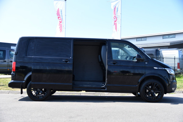 Volkswagen Transporter 2.0 TDI L2H1 30 Bulli Virtual, Adaptieve Cruise, Carplay, LED, Automaat, Stoelverwarming, Standkachel, Trekhaak, Uniek!