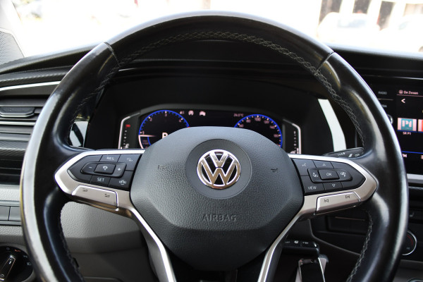 Volkswagen Transporter 2.0 TDI L2H1 30 Bulli Virtual, Adaptieve Cruise, Carplay, LED, Automaat, Stoelverwarming, Standkachel, Trekhaak, Uniek!