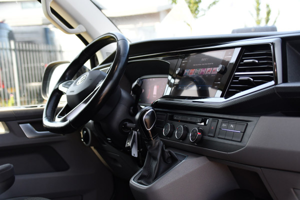 Volkswagen Transporter 2.0 TDI L2H1 30 Bulli Virtual, Adaptieve Cruise, Carplay, LED, Automaat, Stoelverwarming, Standkachel, Trekhaak, Uniek!