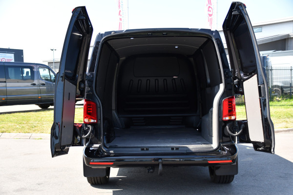 Volkswagen Transporter 2.0 TDI L2H1 30 Bulli Virtual, Adaptieve Cruise, Carplay, LED, Automaat, Stoelverwarming, Standkachel, Trekhaak, Uniek!