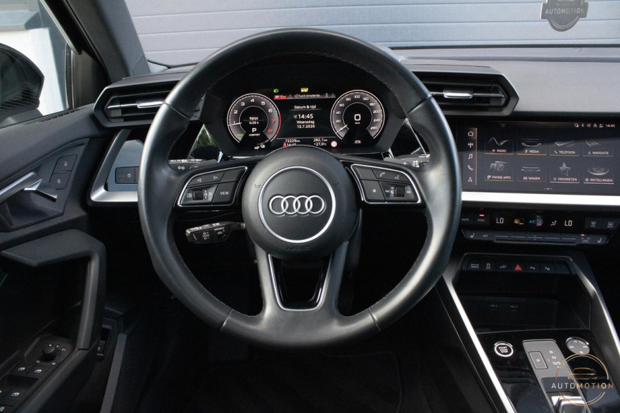 Audi A3 Sportback 40 TFSIe Edition PANO CAMERA PARKEERHULP LED 18 INCH