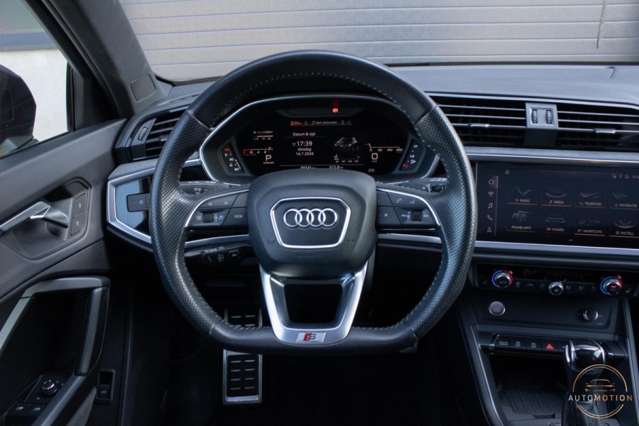 Audi Q3 35 TFSI S Line PANO CAMERA ELEKTRISCHE STOELEN SFEER PARKEERASSISTENT