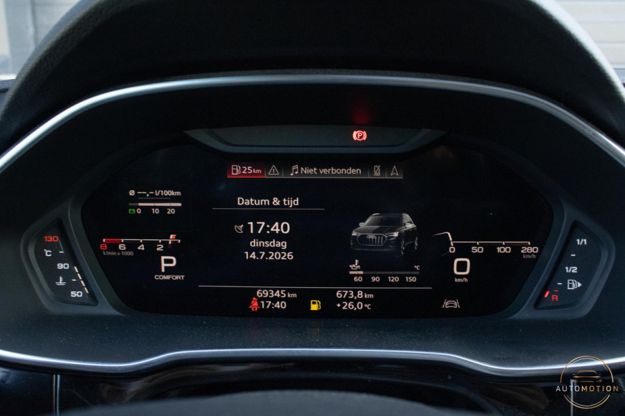 Audi Q3 35 TFSI S Line PANO CAMERA ELEKTRISCHE STOELEN SFEER PARKEERASSISTENT