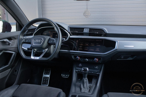 Audi Q3 35 TFSI S Line PANO CAMERA ELEKTRISCHE STOELEN SFEER PARKEERASSISTENT