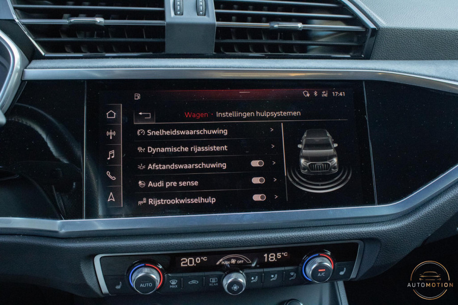 Audi Q3 35 TFSI S Line PANO CAMERA ELEKTRISCHE STOELEN SFEER PARKEERASSISTENT