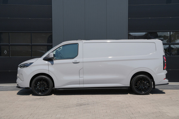 Ford E-Transit Custom 340 L2H1 Limited 71 kWh 218pk - Trekhaak - ACC - B&O - Navi - Stoel/Stuurverwarming - 360 Camera - Blindspot - Rijklaar