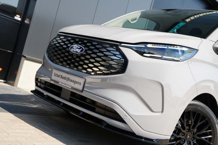 Ford E-Transit Custom 340 L2H1 Limited 71 kWh 218pk - Trekhaak - ACC - B&O - Navi - Stoel/Stuurverwarming - 360 Camera - Blindspot - Rijklaar