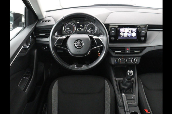 Škoda Kamiq 1.0 TSI Active | Camera | Cruise control | Bluetooth | Carplay | DAB+ | Airco | Full LED