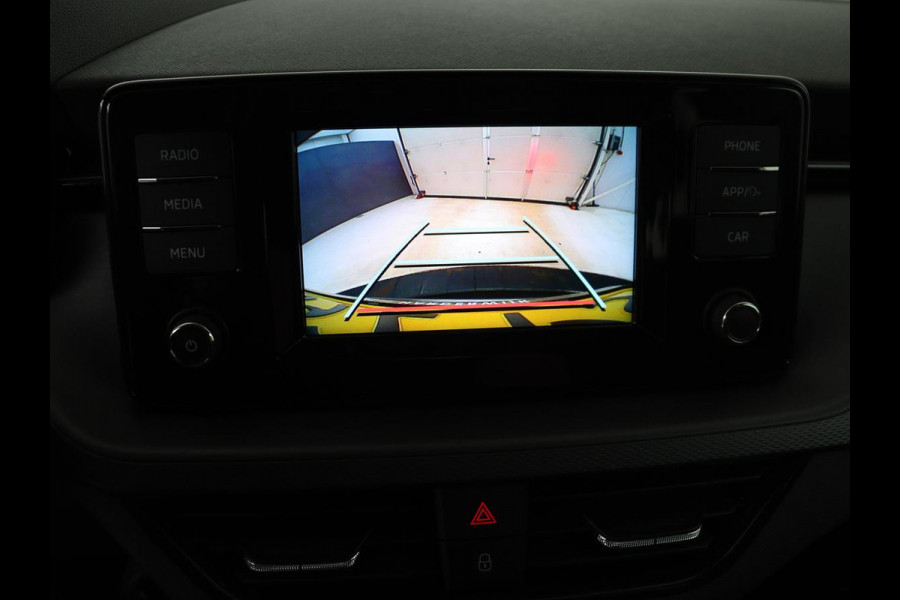 Škoda Kamiq 1.0 TSI Active | Camera | Cruise control | Bluetooth | Carplay | DAB+ | Airco | Full LED