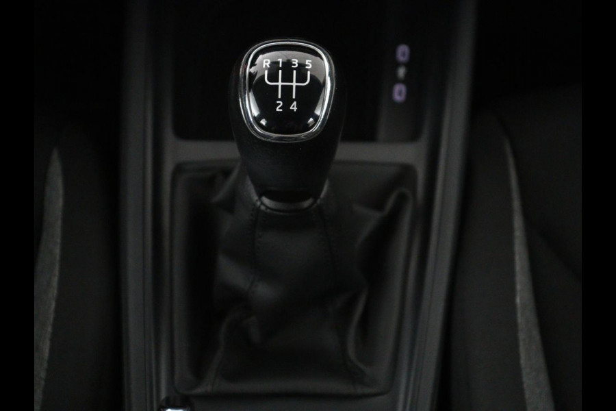 Škoda Kamiq 1.0 TSI Active | Camera | Cruise control | Bluetooth | Carplay | DAB+ | Airco | Full LED
