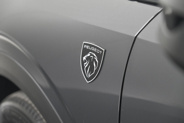 Peugeot 5008 1.2 Hybrid 136 GT 7p | Adaptieve Cruise Control | Camera | Elektrische Kofferklep | Stoelverwarming