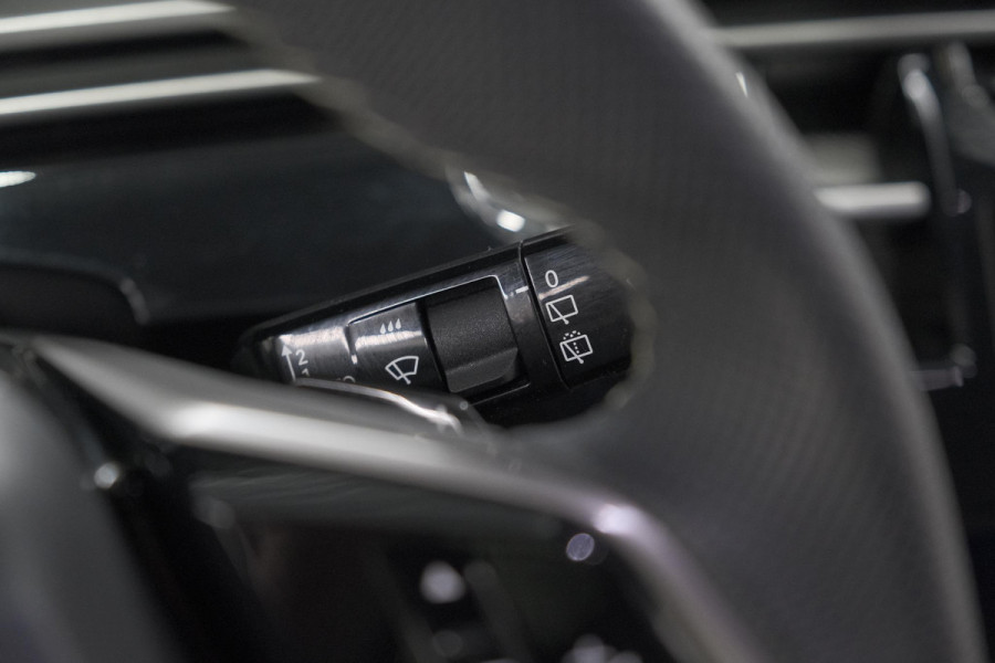 Peugeot 5008 1.2 Hybrid 136 GT 7p | Adaptieve Cruise Control | Camera | Elektrische Kofferklep | Stoelverwarming