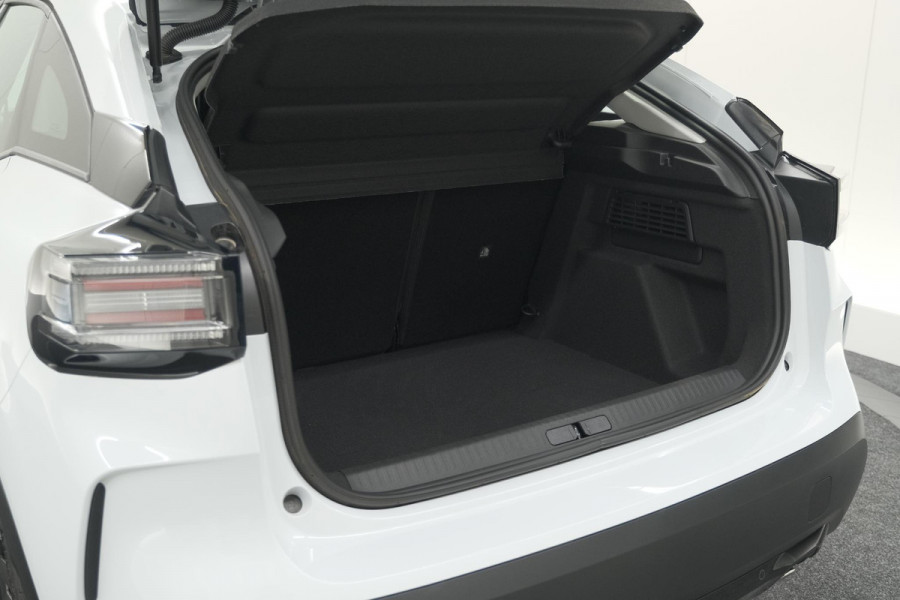 Citroën C4 1.2 Hybrid 136 Plus | Camera | Apple Carplay | Navigatie | Parkeersensoren