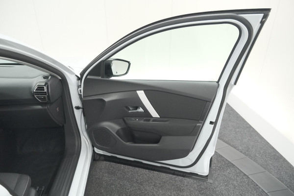 Citroën C4 1.2 Hybrid 136 Plus | Camera | Apple Carplay | Navigatie | Parkeersensoren