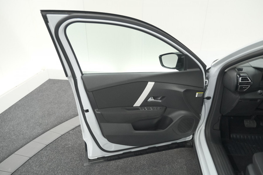 Citroën C4 1.2 Hybrid 136 Plus | Camera | Apple Carplay | Navigatie | Parkeersensoren