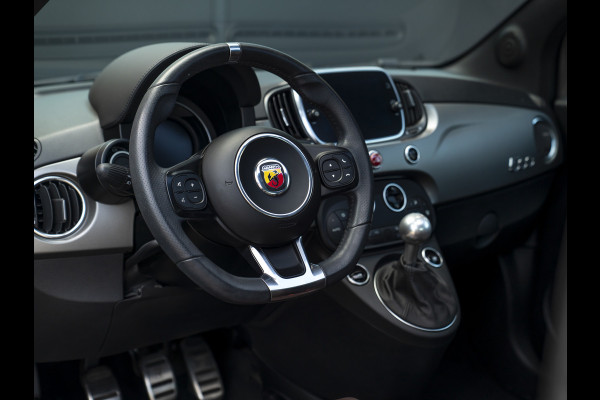 Abarth 595 Turismo 165pk | Schuif-/kanteldak | Apple CarPlay