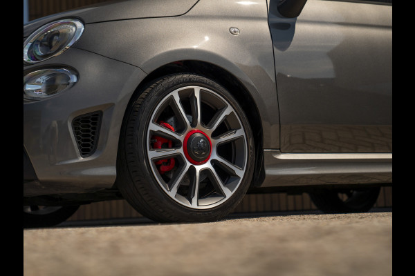 Abarth 595 Turismo 165pk | Schuif-/kanteldak | Apple CarPlay