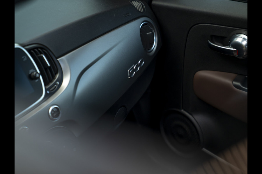 Abarth 595 Turismo 165pk | Schuif-/kanteldak | Apple CarPlay
