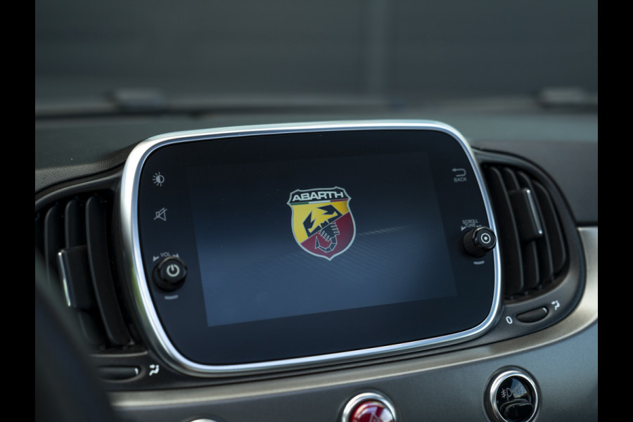 Abarth 595 Turismo 165pk | Schuif-/kanteldak | Apple CarPlay