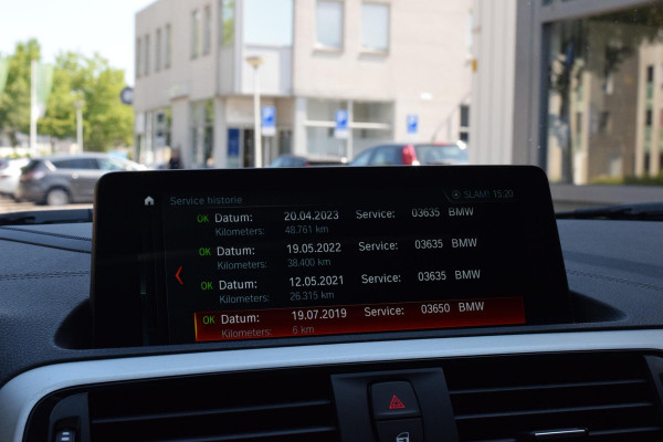 BMW 1-serie 118i M Sport Edition|Dak|Carplay|Leer|Dealero.h.