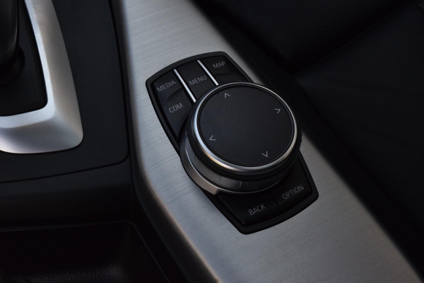 BMW 1-serie 118i M Sport Edition|Dak|Carplay|Leer|Dealero.h.