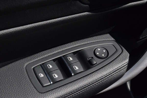 BMW 1-serie 118i M Sport Edition|Dak|Carplay|Leer|Dealero.h.